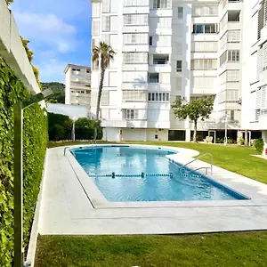  Apartment Seahomes Vacations, La Bleue, Beach&pool, Pk, Full Equipped In Fenals Spain